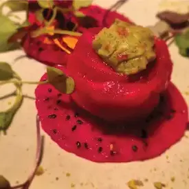 Queens – “Dragon Mousseline”